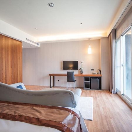 Grand Crystal Hotel Xinzhu Zewnętrze zdjęcie
